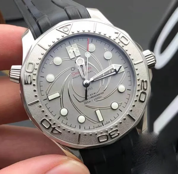 OMEGA SEAMASTER 300M 42MM VS FACTORY GREY STRAP - Image 3