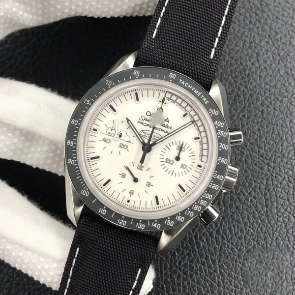 OMEGA SPEEDMASTER SNOOPY AWARD 311.32.42.30.04.003 OM FACTORY BLACK STRAP - Image 3