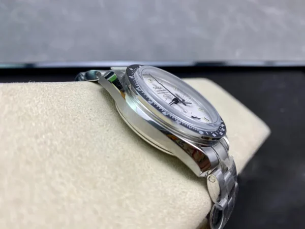 OMEGA SPEEDMASTER SNOOPY AWARD 311.32.42.30.04.003 OM FACTORY STAINLESS STEEL STRAP - Image 4