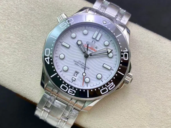 OMEGA SEAMASTER DIVER 300M 210.30.42.20.04.001 OR FACTORY BLACK BEZEL - Image 3