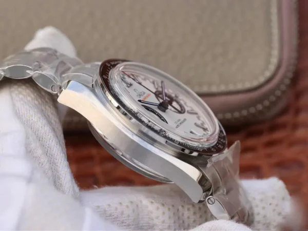 OMEGA SPEEDMASTER RACING CHRONOGRAPH 329.30.44.51.04.001 OM FACTORY WHITE DIAL - Image 4