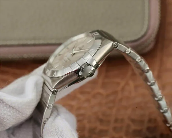 OMEGA CONSTELLATION 123.10.38.21.02.001 VS FACTORY GREY CASE - Image 4