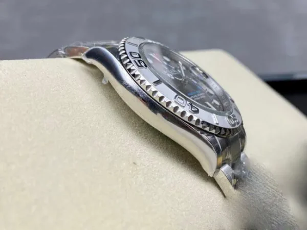 ROLEX YACHT MASTER M126622-0001 CLEAN FACTORY GREY STRAP - Image 4