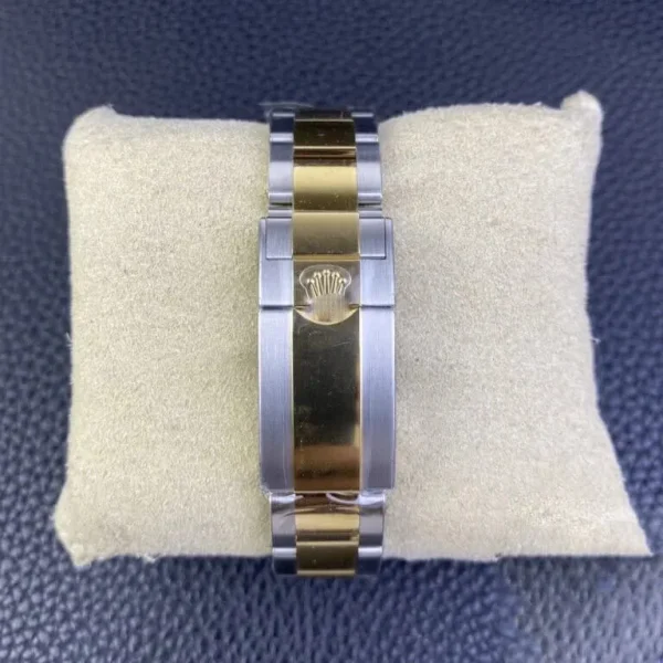 Rolex Cosmograph Daytona M116503-0001 Clean Original Gold Bezel - Image 5