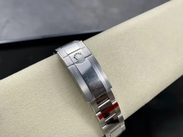ROLEX YACHT MASTER M126622-0002 40MM VS FACTORY SILVER STRAP - Image 7