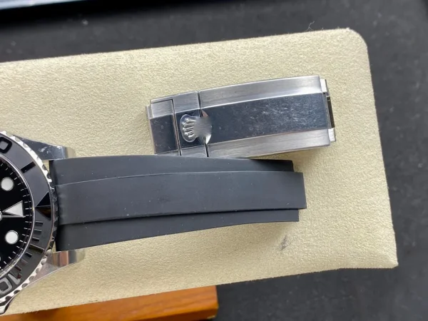 ROLEX YACHT MASTER M226659-0002 CLEAN FACTORY BLACK STRAP - Image 6