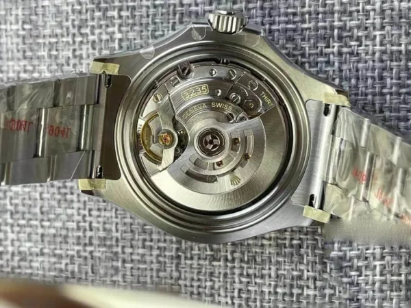 ROLEX YACHT MASTER M126622-0001 CLEAN FACTORY GREY STRAP - Image 7