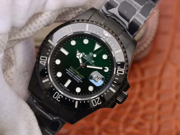 ROLEX SEA-DWELLER DEEPSEA 11666001 V2 GREEN GRADUAL BLACK DIAL - Image 2